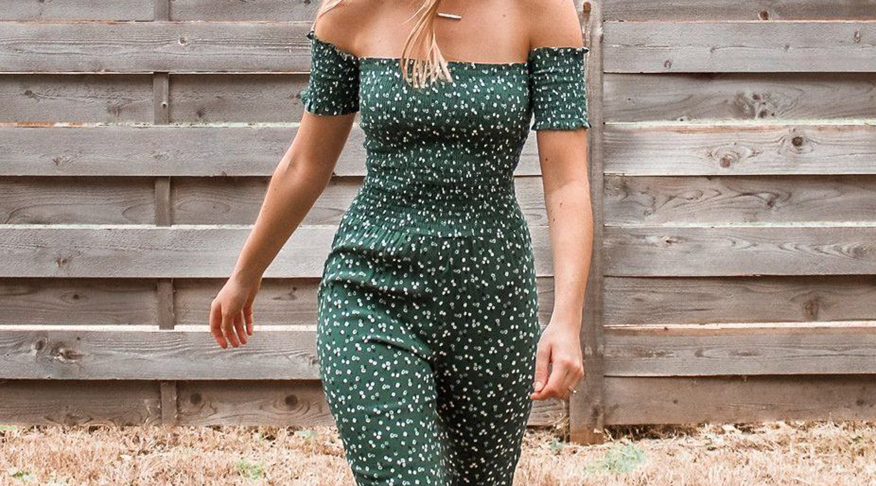 Jumpsuits: A Fashionable Choice for Travelers？