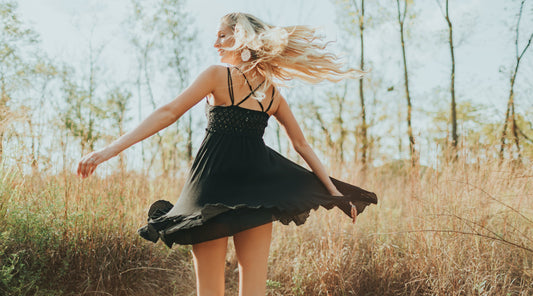 How To Wear Black Clothes?