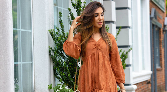 Why Midi Dresses are a Must-Have Staple？